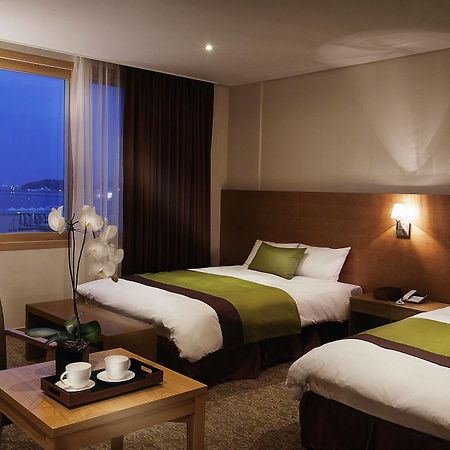 Y Ocean Hotel Josu Exteriér fotografie