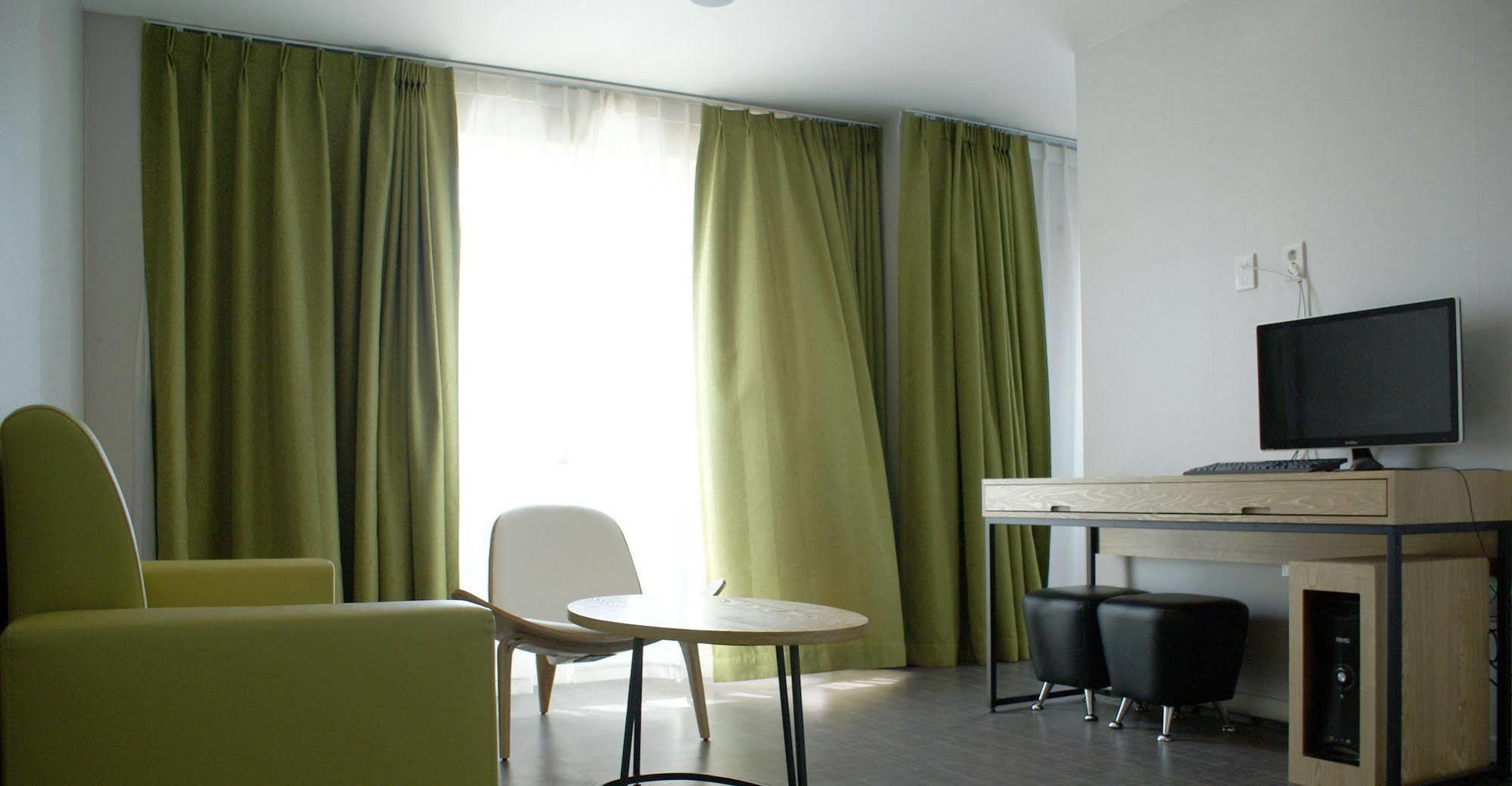 Y Ocean Hotel Josu Exteriér fotografie