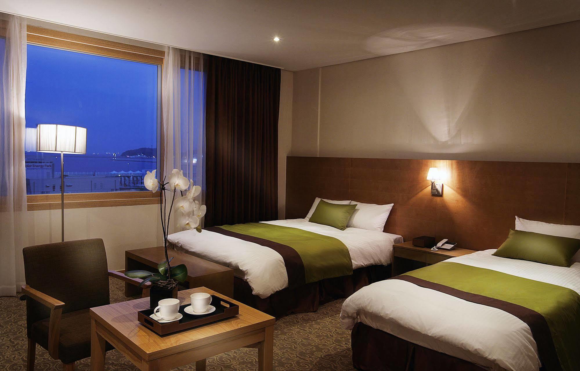 Y Ocean Hotel Josu Exteriér fotografie
